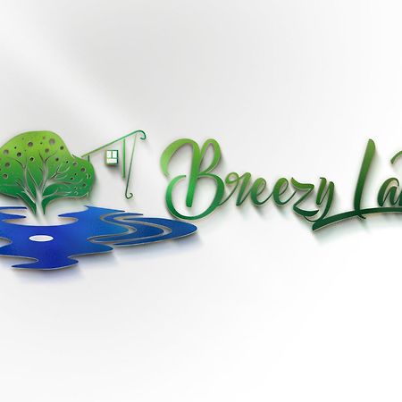 Breezy Lake Тиссамахарама Экстерьер фото